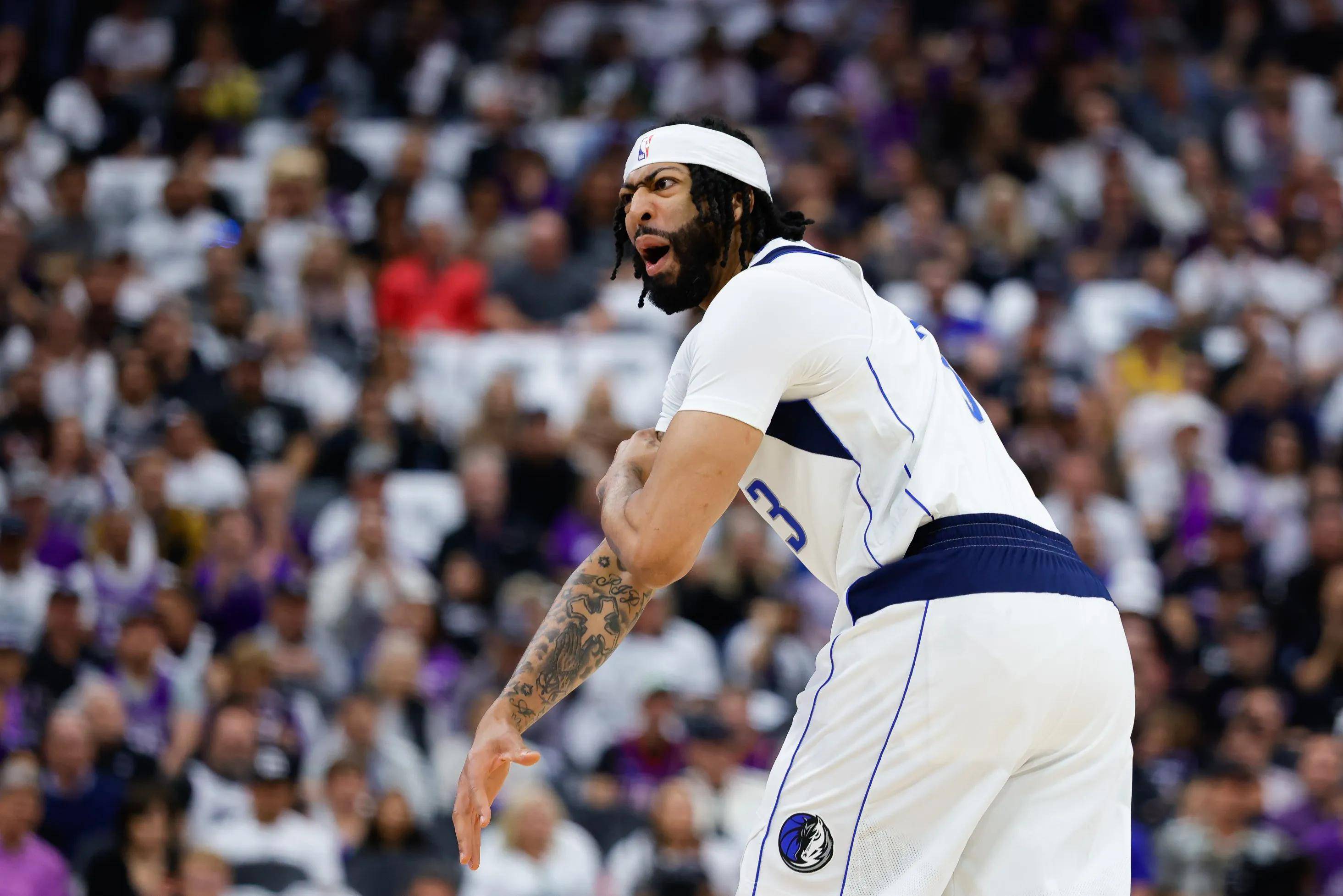 半岛体育app投注-关于爵士战胜独行侠，率先获得西部决赛参赛资格的信息